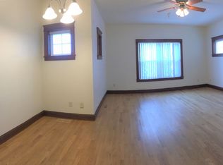 923 Iowa Ave APT 101, Iowa City, IA 52240