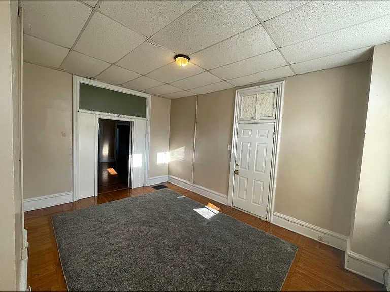 617 N 9th St #1 — Photo 9