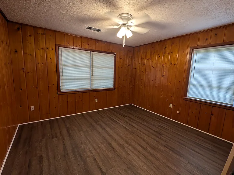 1110 Valley Forge Rd — Photo 8