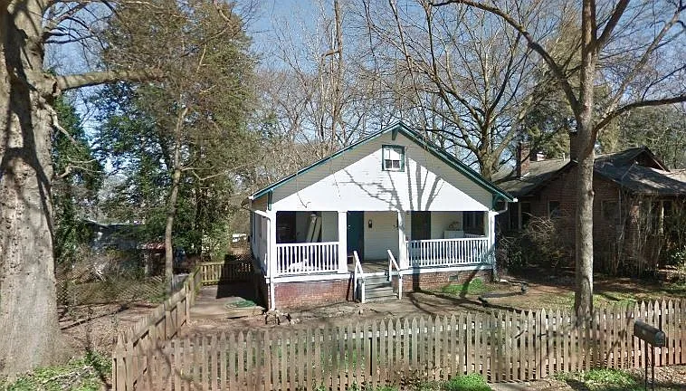 636 Federal Ter SE #B — Photo 1
