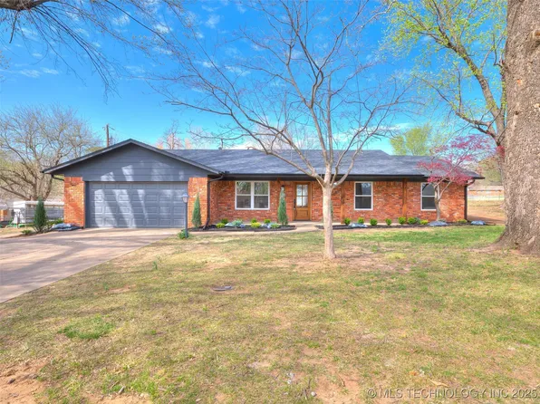 9415 E 116th St S, Bixby, OK 74008