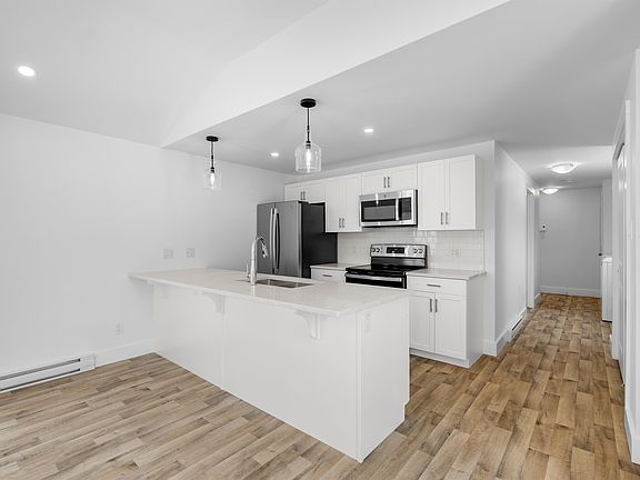 4th image of 390 Buell Rd