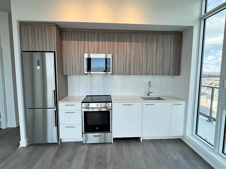 215 Veterans Dr #1204 — Photo 1