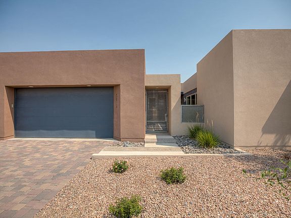 2nd image of 5812 Mesa Vista Trl NW