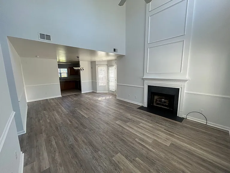 4902 Southgate Pkwy — Photo 5