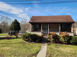 1802 N 21st St, Clarksburg, WV 26301
