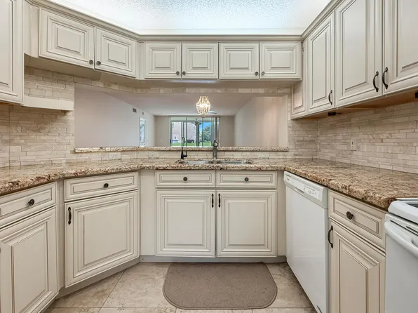 10111 NW 24TH Place #106, Sunrise, FL 33322