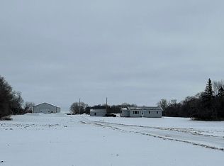 16404 440th Ave, Morris, MN 56267