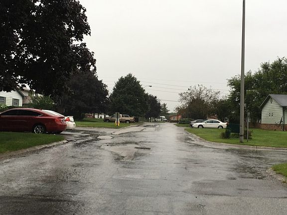 4th image of 10055 E Penrith Dr