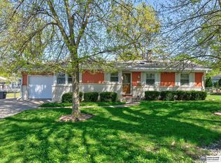 4633 N 81st St, Omaha, NE 68134