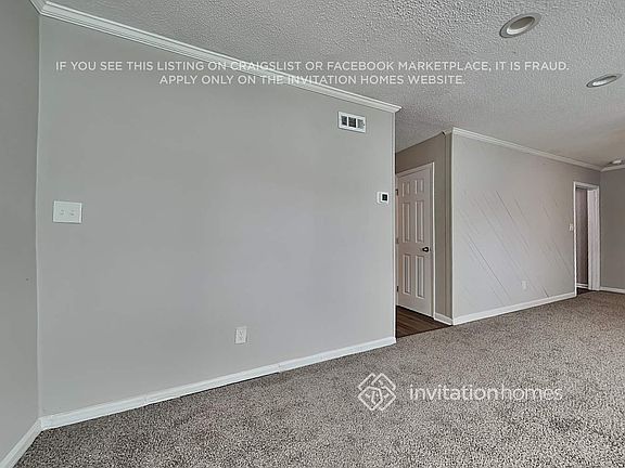 4th image of 124 Plaza Dr