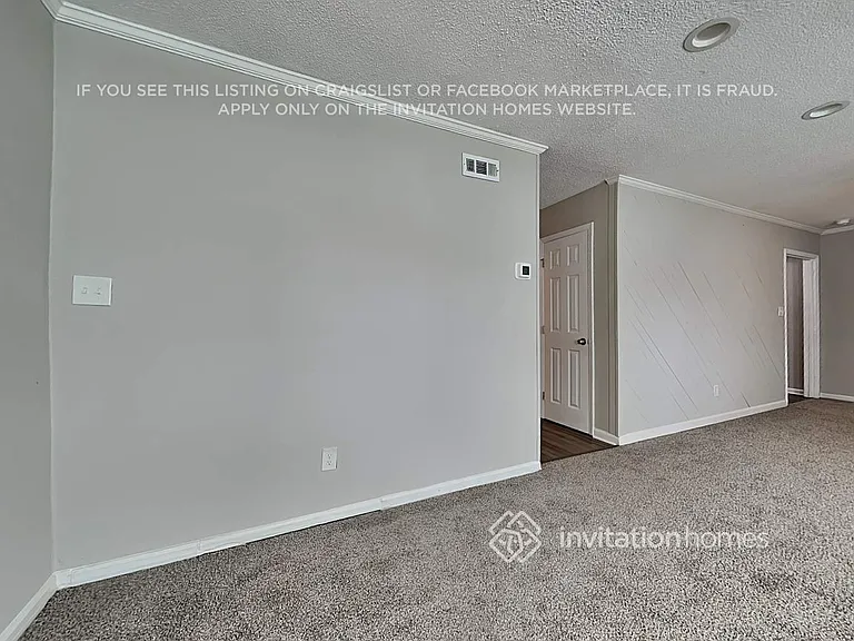 124 Plaza Dr — Photo 4