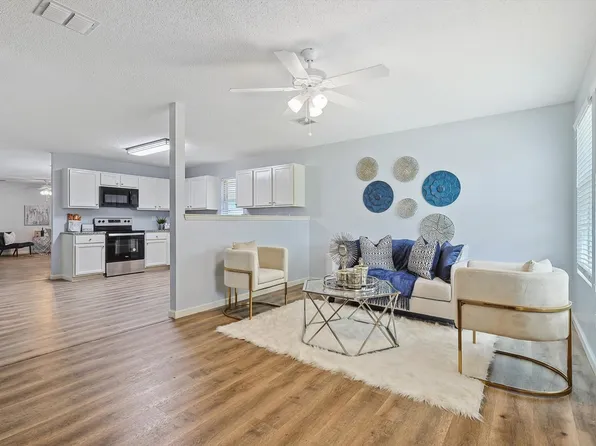 2240 White Pine Dr, Little Elm, TX 75068