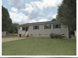 159 12th Street Ct SE, Hickory, NC 28602