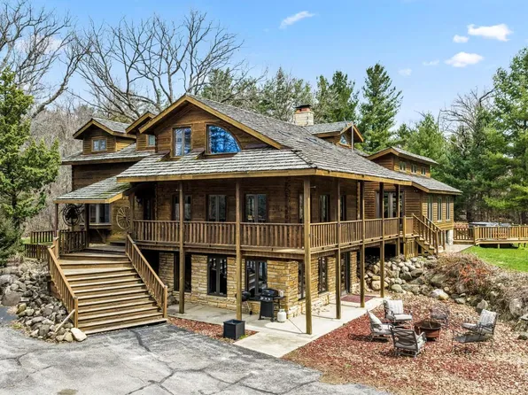N3075 Hardscrabble ROAD, Dousman, WI 53118