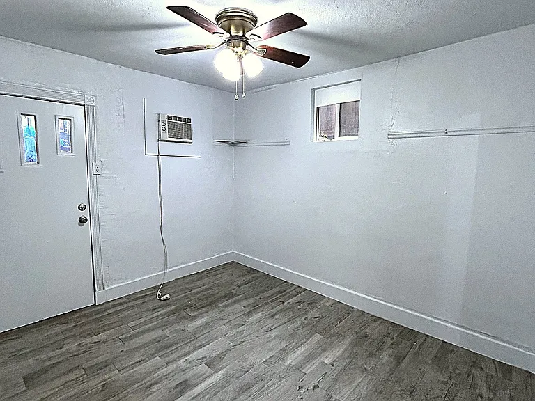 4217 Wycliff Ave #1 — Photo 5