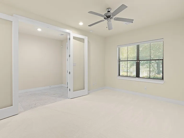 1212 W Dallas St — Photo 8