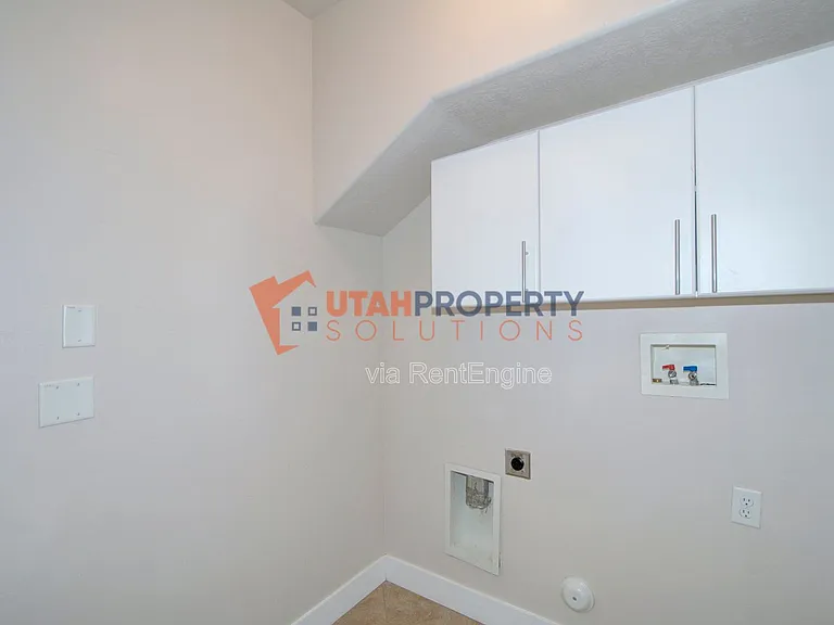 1046 E Quarry View Way — Photo 21