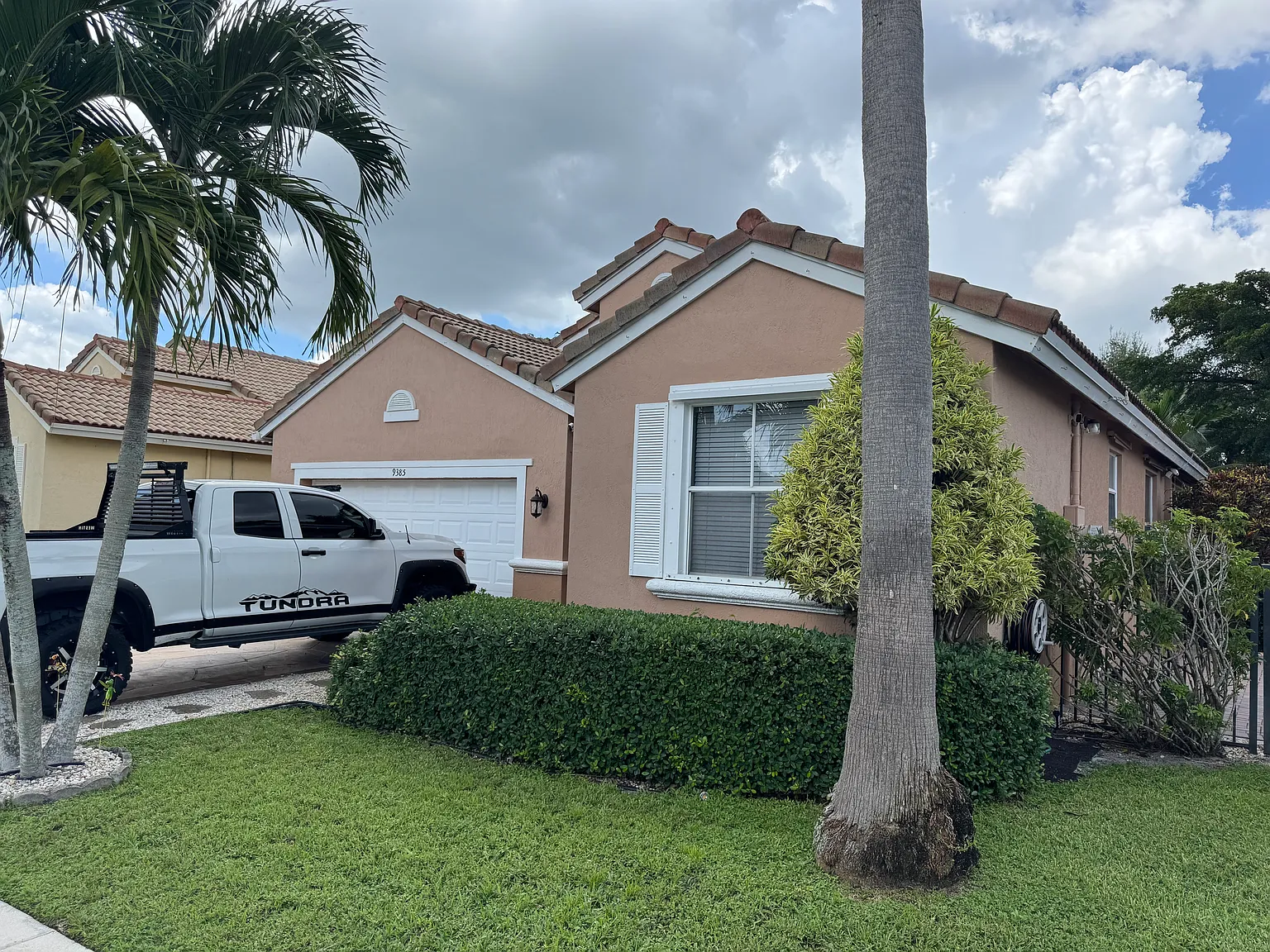3 bed, 2200 sqft, $3,600 — Photo 1
