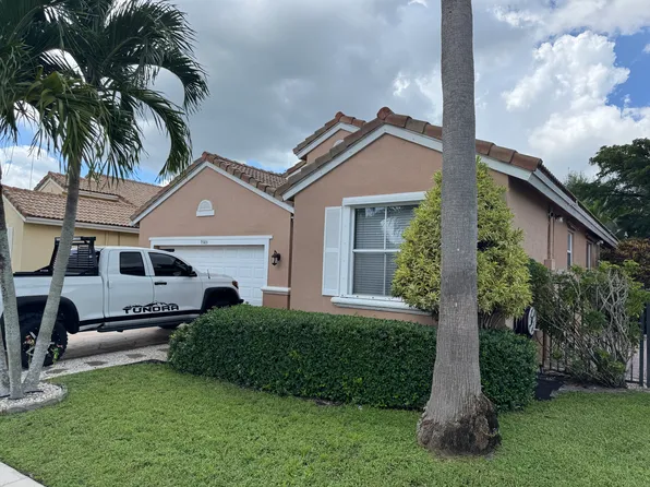 9385 Verona Lakes Blvd, Boynton Beach, FL 33472