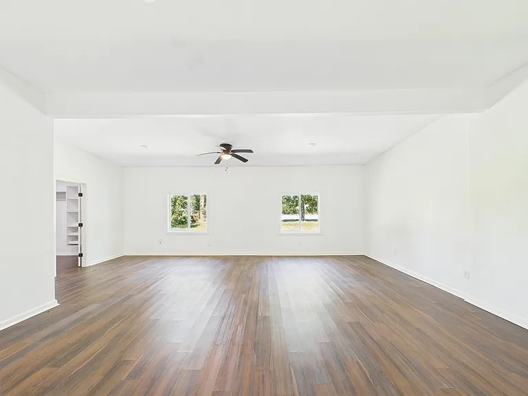 11515 Iberia Dr — Photo 13