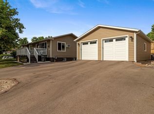 2501 Fox Rd, STURGIS, SD 57785