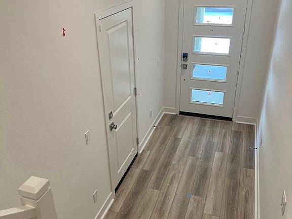 3rd image of 435 Mullberry Pl