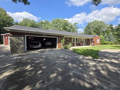 3775 S Sunny View DRIVE, New Berlin, WI, 53151