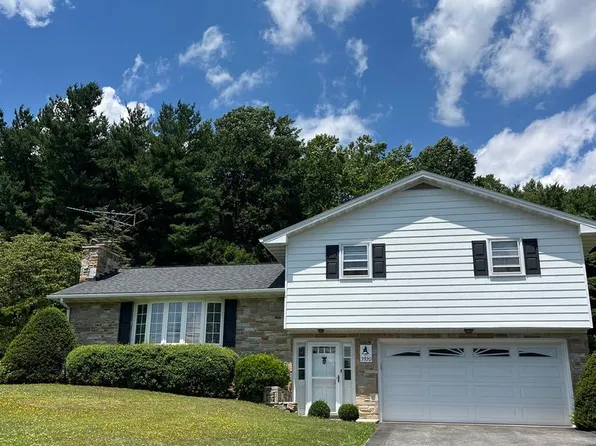 3320 Lineboro Rd, Manchester, MD 21102