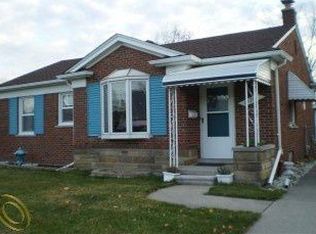 15167 Arlington Ave, Allen Park, MI 48101