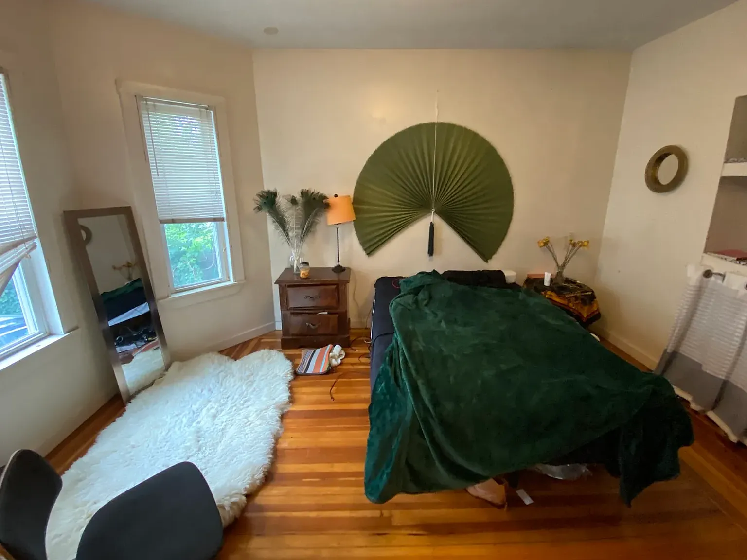 3 bed, 9999 sqft, $4,800 — Photo 4