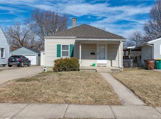 325 Archer Dr, Fairborn, OH 45324