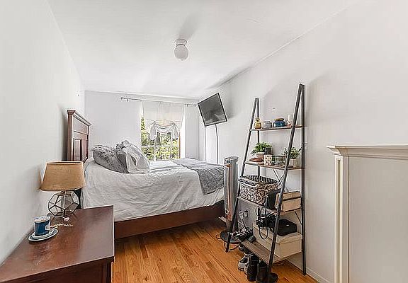 4th image of 336 E 19th St #3R