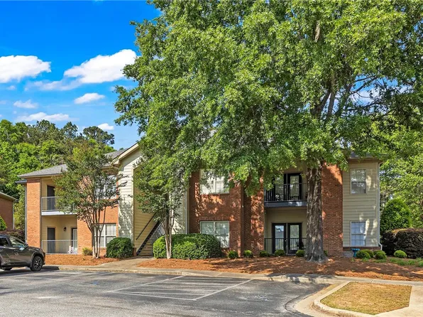 3297 S College St APT B201, Auburn, AL 36830