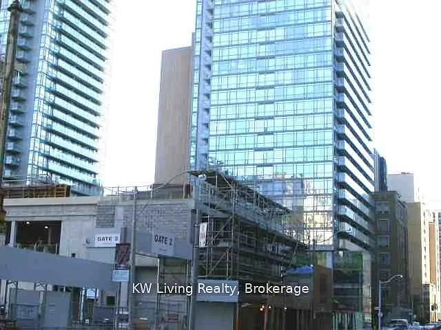 38 Grenville St #4504 — Photo 14