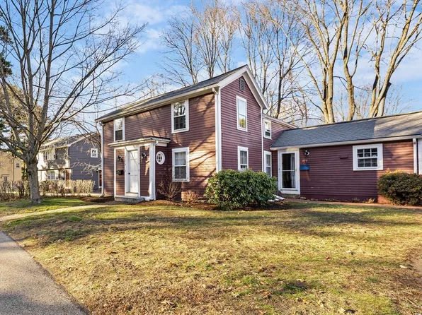 475 Massachusetts Ave #B, Lexington, MA 02420