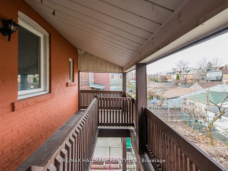 576 Ossington Ave S #2 — Photo 29