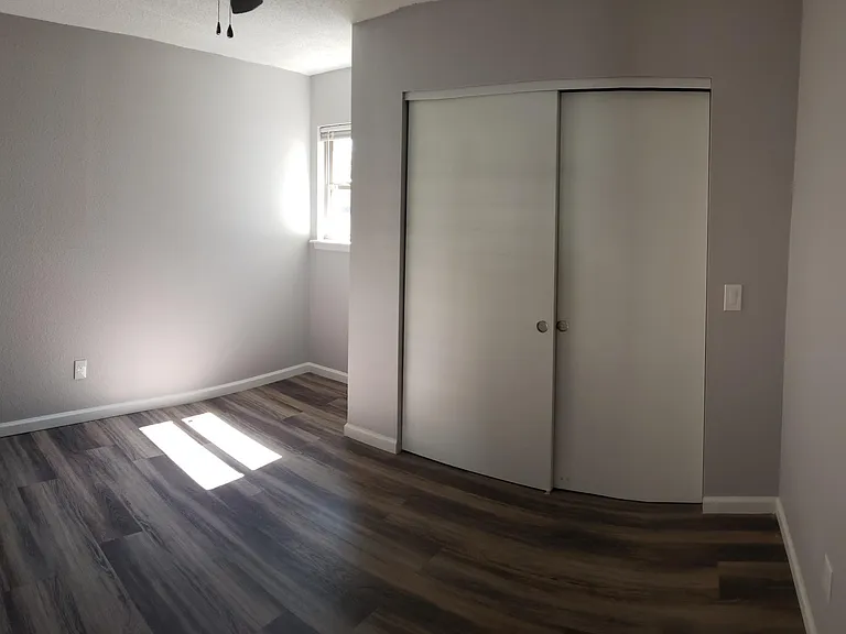 3622 S Milam St — Photo 18