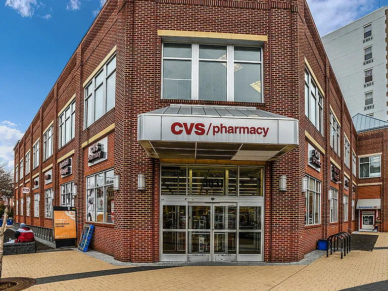 Restaurants and shopping in Columbia Heights, Washington DC