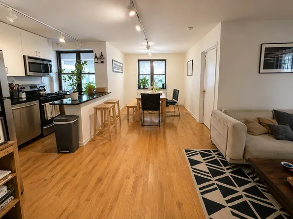 190 East 7th Street image 1 of 13