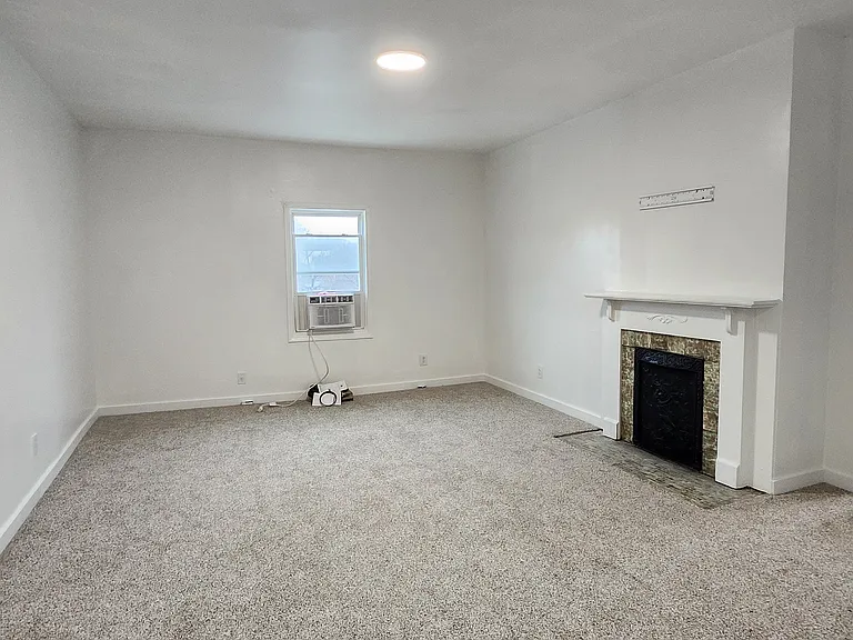 42 Wainscott Ave #3 — Photo 2