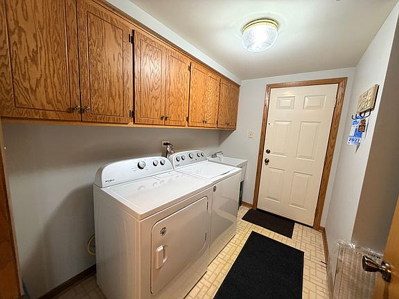 4th image of 17828 Bernard Dr APT 1A