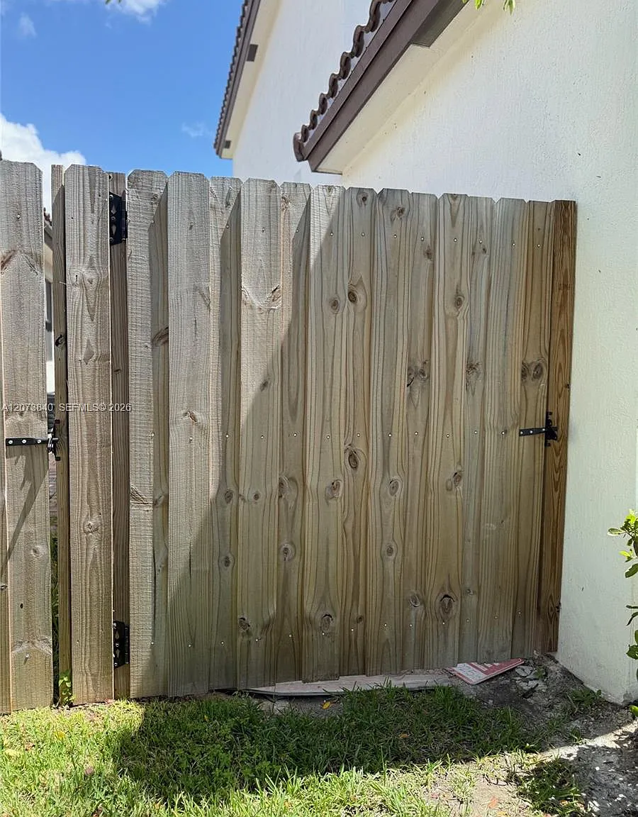 Estates At Silver Palm — Photo 2