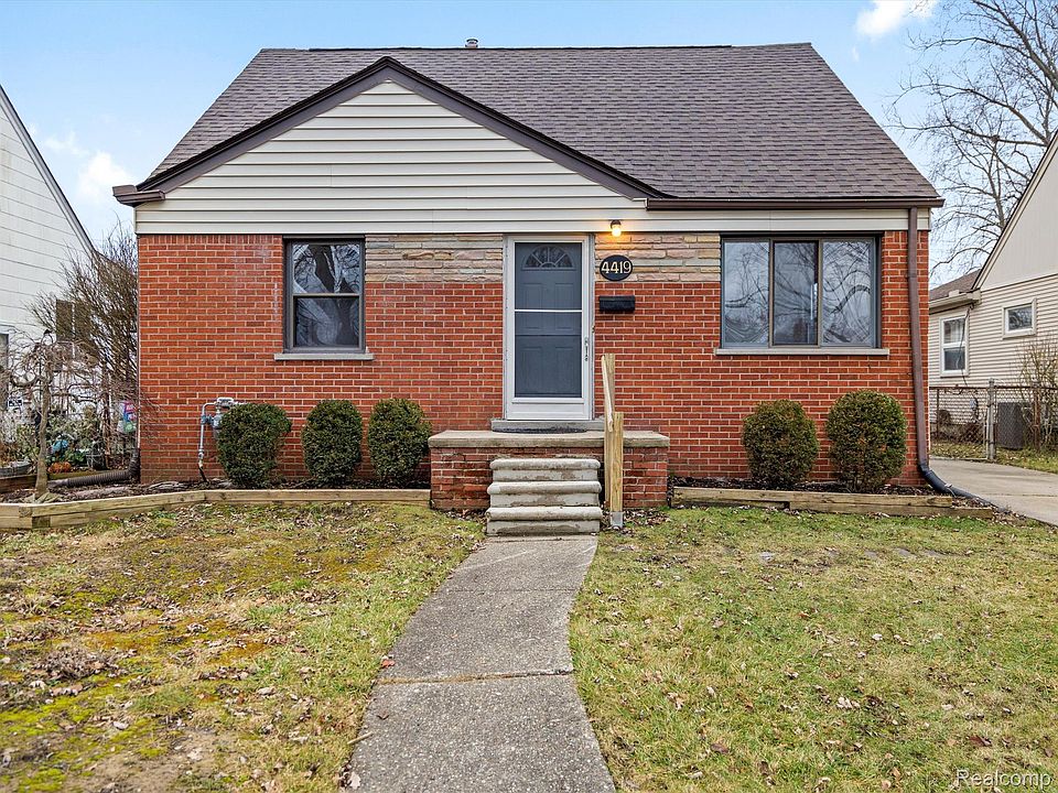 1st image of 4419 Elmhurst Ave