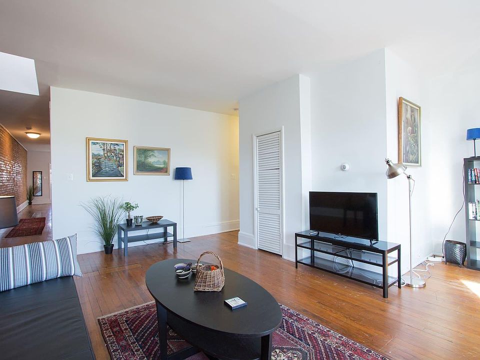 Living room.