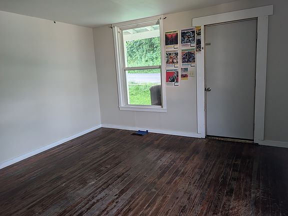 5th image of 219 S State St