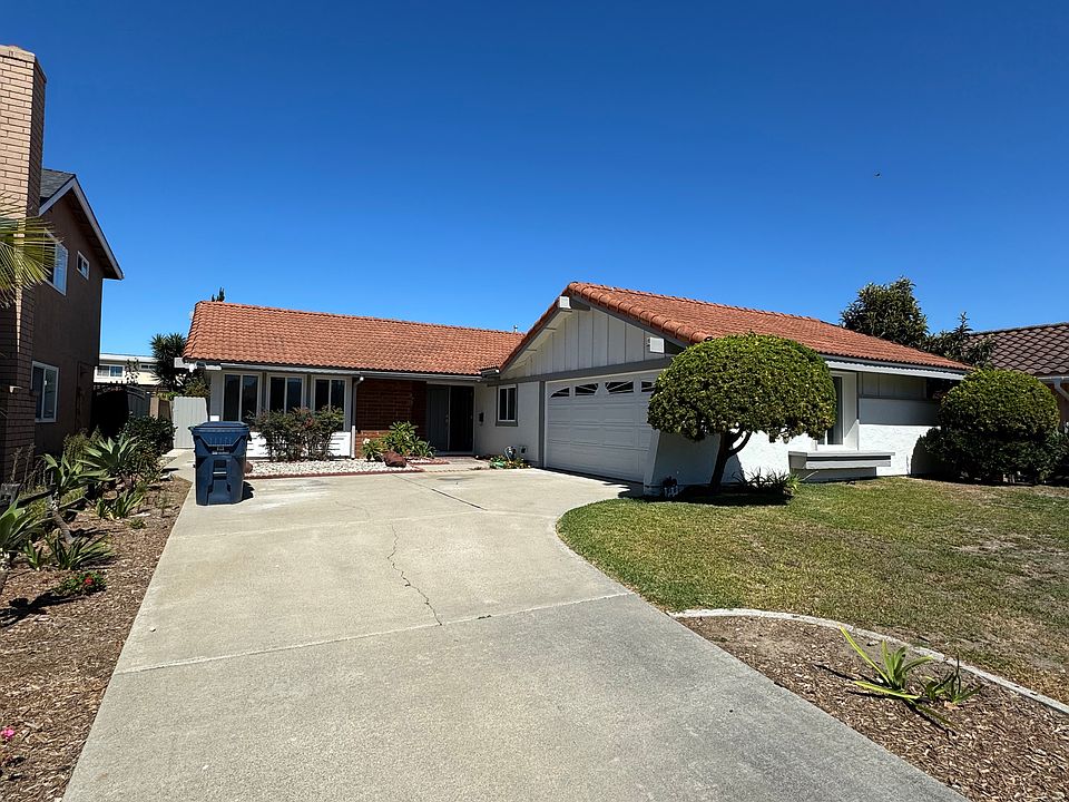1st image of 11073 Lavender Ave