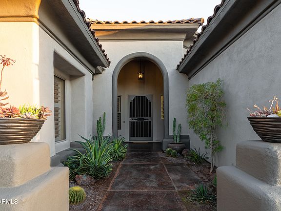 4th image of 5409 E CALLE DE LAS ESTRELLAS --