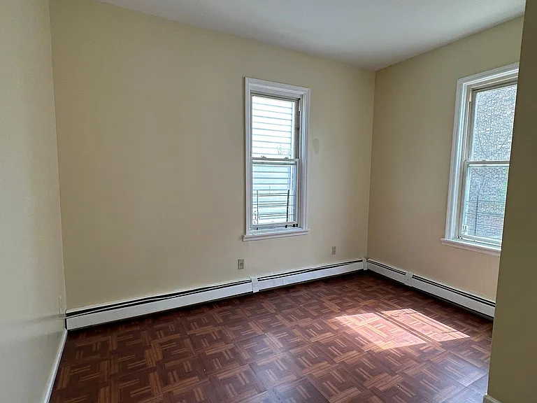 740 E 214th St #2 — Photo 3