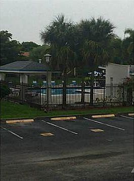 2nd image of 430 Lakeview Dr APT 203